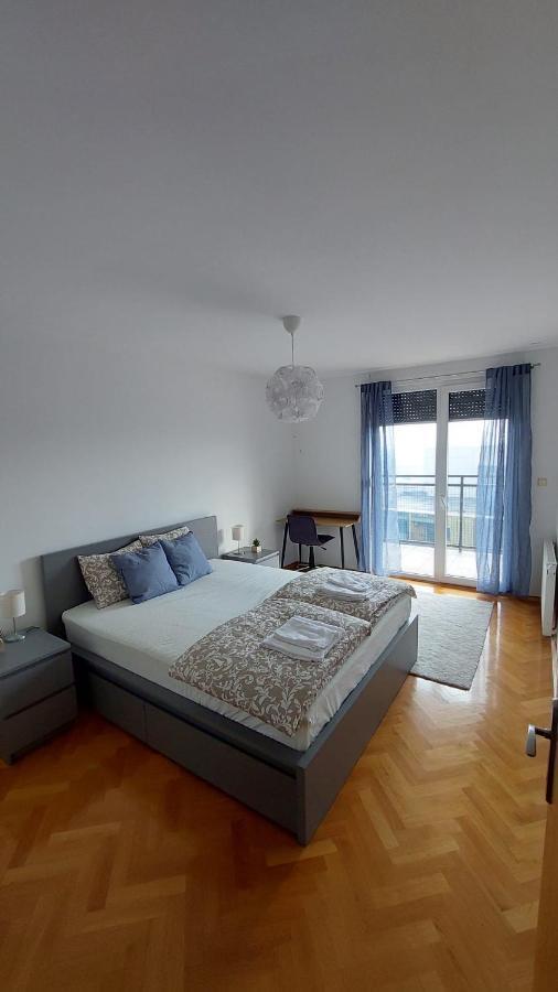 Med Man Apartmani สลาวอนสกีบรอด ภายนอก รูปภาพ