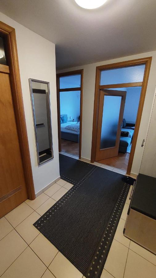 Med Man Apartmani สลาวอนสกีบรอด ภายนอก รูปภาพ